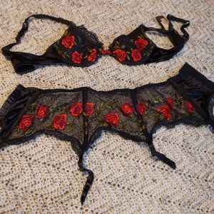 Bra, garter belt, thong- matching set